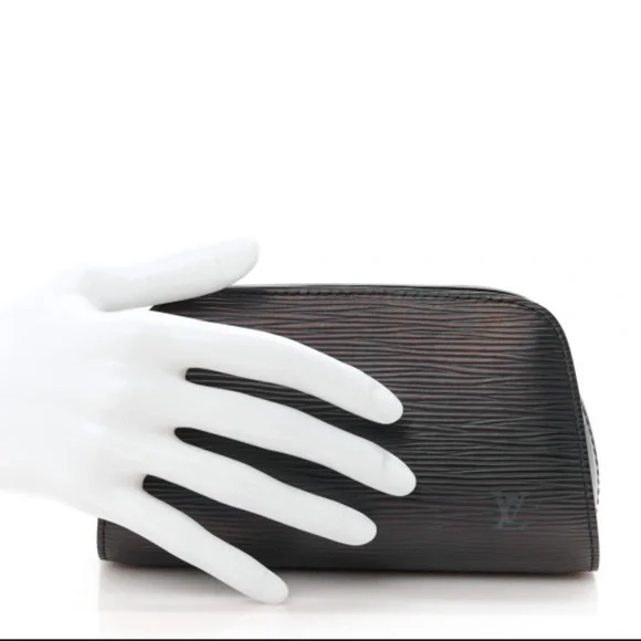 Louis Vuitton Dauphine Epi Clutch - Picture 12 of 12